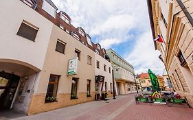 Penzion Atlas Hotel Liptovský Mikuláš Exterior photo