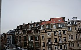 Es Hostel Brussel Exterior photo
