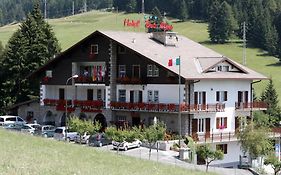Hotel Des Alpes Castione della Presolana Exterior photo