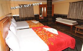 V.K.Residency Hotel Tirupati Exterior photo