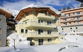 Apart La Vita Aparthotel Sankt Anton am Arlberg Exterior photo