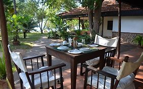 Diani House Hotel Diani Beach Exterior photo