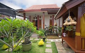 Maharani Homestay Banyuwangi  Exterior photo