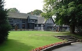 Samlesbury Hall Hotel Preston  Exterior photo