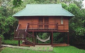 Ktdc Water Scapes Hotel Kumarakom Exterior photo