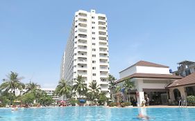 View Talay 1B Holidays Pattaya Exterior photo
