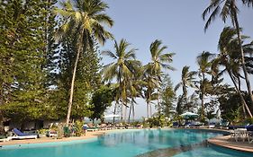 Kilifi Bay Beach Resort Exterior photo