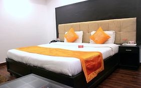 Oyo Rooms Mall Road Mussoorie Exterior photo