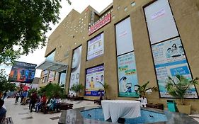 Vijaya Tej Clarks Inn Patna  Exterior photo