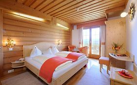 Naturhotel Alpenrose Millstatt Room photo