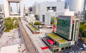 citizenM Paris La Défense Hotel Nanterre Exterior photo