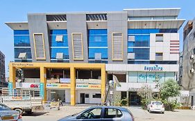 Appusone Sapphire Hotel Vadodara Exterior photo