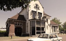 Het Spoorhuis Uithoorn Bed and Breakfast Exterior photo