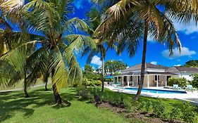 Coconut Grove 1, Luxury Villa By Island Villas Saint James Room photo