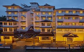 Sterling Guruvayur Hotel Exterior photo