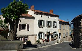 Auberge De Margot Hotel Usson Exterior photo