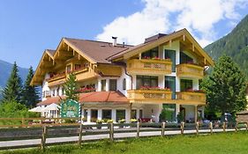 Apparthotel Thalerhof Mayrhofen Exterior photo