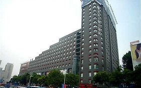 Wuhan Junyi Dynasty Hotel Exterior photo