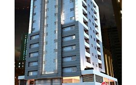 Tanger Tower Appartement Manamah Exterior photo