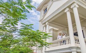 White Mansion 白色公馆 Hotel Phnom-Penh Exterior photo