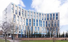 Park Grand Heathrow Hotel Hounslow Exterior photo