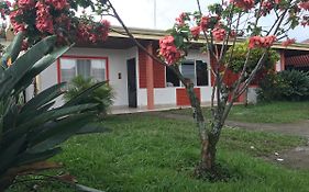 Hotel Your House Alajuela Exterior photo