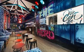 Mojo Nomad Aberdeen Harbour By Ovolo Hongkong Exterior photo
