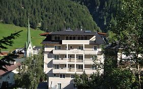 Hotel Garni Valuella Ischgl Exterior photo