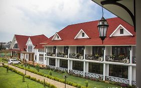 White Orchid Hotel Nyaung Shwe Exterior photo