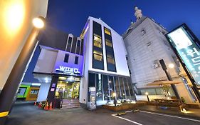 With U Hotel & Guesthouse Sokcho Exterior photo