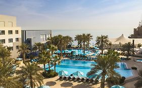 The Palms Beach Hotel & Spa Koeweit Exterior photo