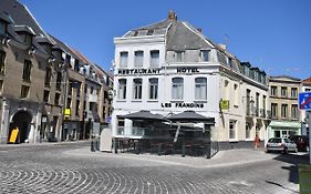 Hôtel Les Frangins Sint-Omaars Exterior photo