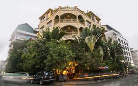 Anise Hotel And Restaurant Phnom-Penh Exterior photo