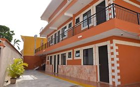 Terracota Corner Rooms Campeche Exterior photo