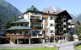 Hotel Pramstraller Mayrhofen Exterior photo