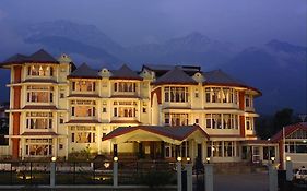 Club Mahindra Dharamshala Hotel Exterior photo