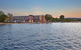 West Bay Beach, A Holiday Inn Resort Traverse City Exterior photo