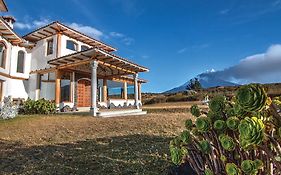 Hacienda Los Mortinos Pension Machachi Exterior photo