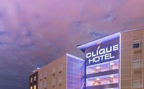 Hotel Clique Calgary Airport Exterior photo