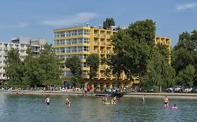 Hotel Lido Siófok Exterior photo