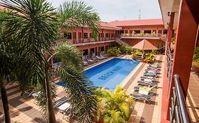 Beach Road Hotel Sihanoukville Exterior photo