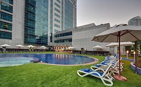 Marina View Deluxe Hotel Apartment Dubai Exterior photo
