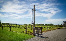 The Old Manse Bed and Breakfast Martinborough Exterior photo