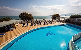 Mediterranean Beach Resort Laganas Exterior photo