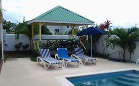 Sungold House Barbados Appartement Douglas Exterior photo