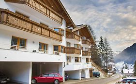 Appartements Fliana St. Anton Sankt Anton am Arlberg Exterior photo
