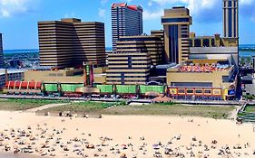 Tropicana Atlantic City Exterior photo