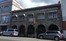 Cobblestone Inn Kingstown Exterior photo