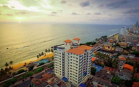 Global Towers Hotel&Apartments Colombo Exterior photo