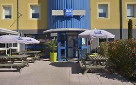 Ibis budget Issoire Hotel Exterior photo